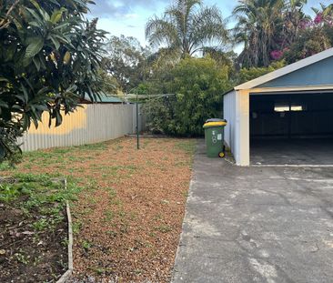 Very Tidy 3x1 with large shed to rear - Photo 6