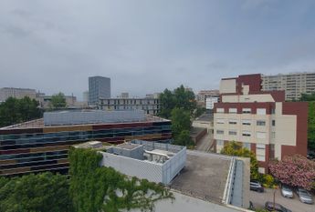 Apartamento T4 para Arrendamento com Garagem em zona prestigiada no Porto