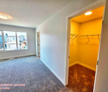 UPPER 2603 208 Street Northwest - Photo 3