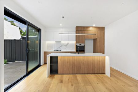 Unit 2/1 Winton Street, - Photo 5