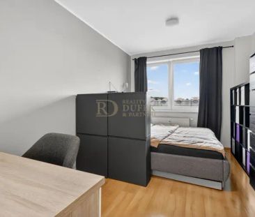 Pronájem bytu 2+kk s balkonem, garáží a prostorným sklepem 22,6 m - Photo 5