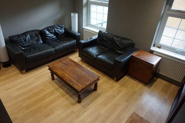 Ascupart House, SO17 - Photo 1