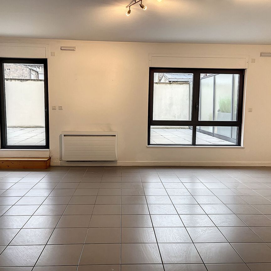 Appartement à louer - REIMS- GARE / CENTRE - Photo 1