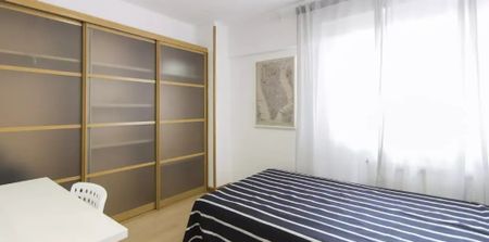 Avenida de América, Madrid, Community of Madrid 28028 - Photo 2