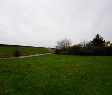 Canvey Island - Photo 5