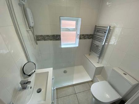 Woodville Street, St Helens Town Centre, WA10 - Photo 4