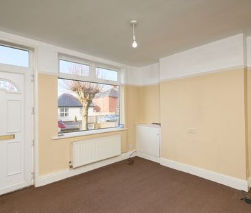 3 bedroom house to rent Leamoor Avenue, Somercotes, Alfreton, DE55 - Photo 1