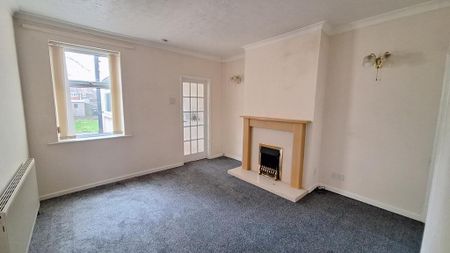 2 bedroom terraced house to rent - Photo 3