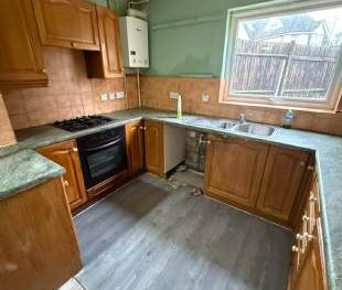 3 bedroom property to rent in Reading - Photo 6