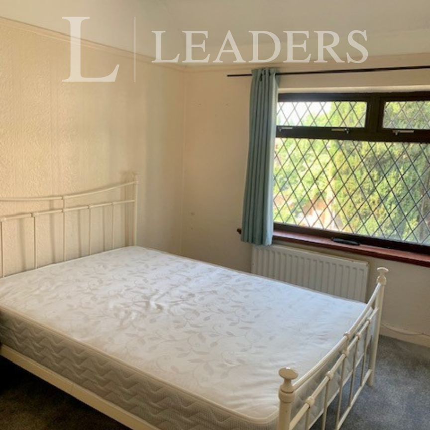 3 bedroom semi-detached to rent Broadmoor Avenue, Smethwick, B67 - Photo 1