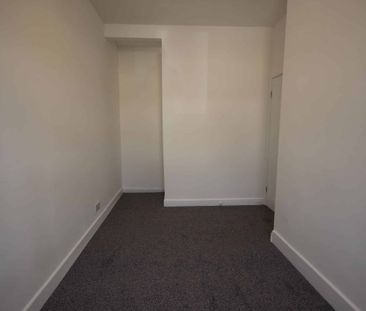 Connie Street - Photo 4