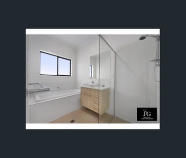 NEAR NEW DUPLEX - Photo 6