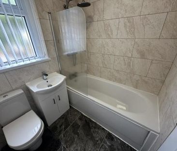 3 bedroom semi-detached house to rent - Photo 6