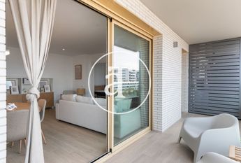 4 bedroom apartment for rent with 2 bathrooms near the beach