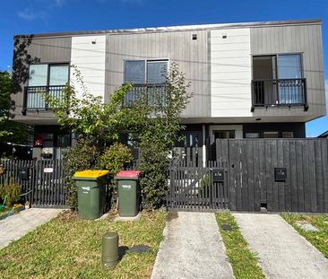 2 bedroom Townhouse on Peninsula! - Photo 4