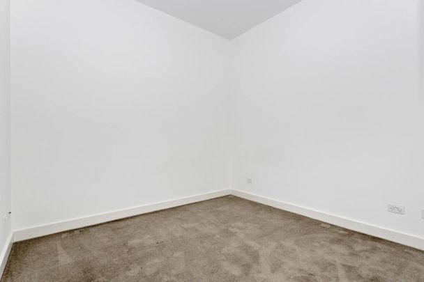 Stylish Two Bedroom - Photo 1