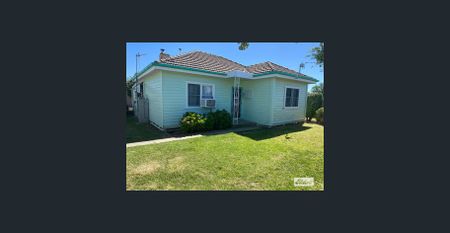 Quiet & Peaceful Location - Close to Conveniences - Photo 2