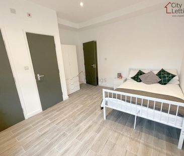 Studio to rent - Photo 6