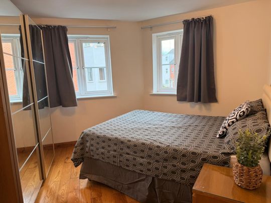 2 Bed Flat, Poppleton Close, CV1 - Photo 1