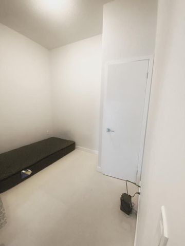 For Lease - 4055 Parkside Village Drive Unit# 621, Mississauga, Ontario - Photo 4