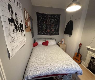 4 bedroom house to rent - Photo 3