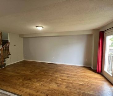 For Lease - 52 Admiral Crescent, Essa, Ontario - Photo 3