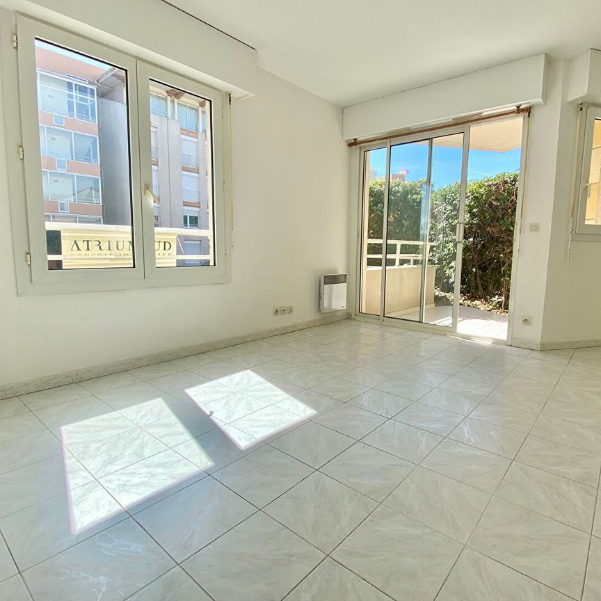 PORT FREJUS STUDIO A SAISIR, - Photo 1