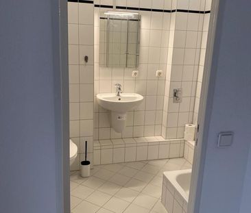 Sonniges, möbliertes Apartment mit Balkon im grünen Zehlendorf - Photo 2