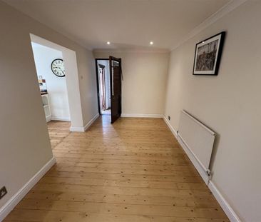 2 bedroom house to rent - Photo 3