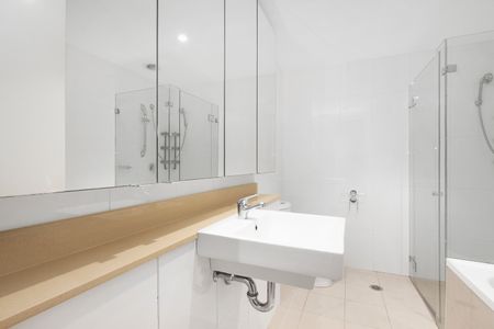 614/6 Lachlan Street, Waterloo NSW 2017 - Apartment For Rent | Domain - Photo 4