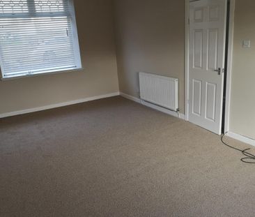 Vivian Street, Tylorstown, FERNDALE - Photo 2