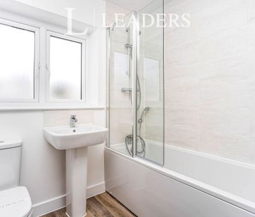 4 bedroom house to rent Goldcrest Drive, Sayers Common, Hassocks, BN6 - Photo 6