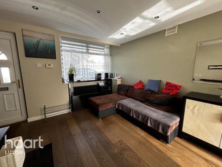 2 bedroom semi-detached house to rent - Photo 2