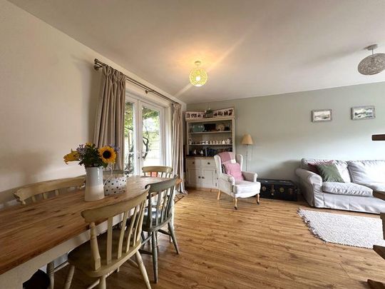 3 bedroom terraced house to rent - Photo 1