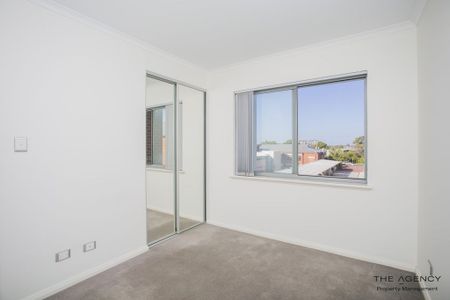 Stylish 3 bedroom in Maylands - Photo 5