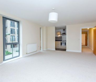 3 bedroom flat to rent - Photo 5