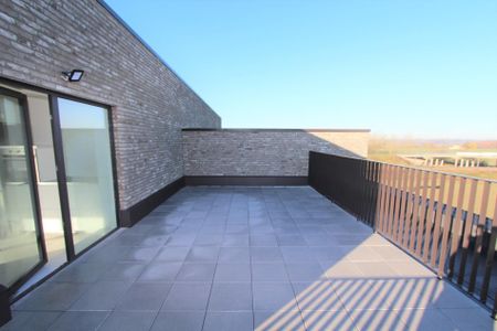 MODERN APPARTEMENT MET GROOT DAKTERRAS EN GARAGE - Photo 3