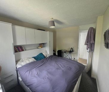 4 bedroom terraced house to rent - Photo 4