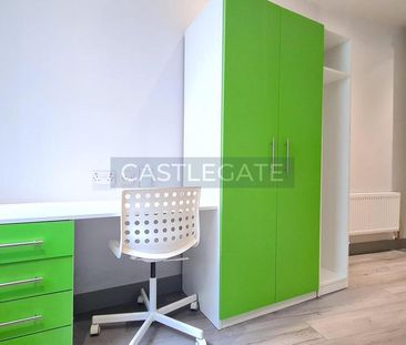 1 bedroom in a flat share to rent - Photo 6
