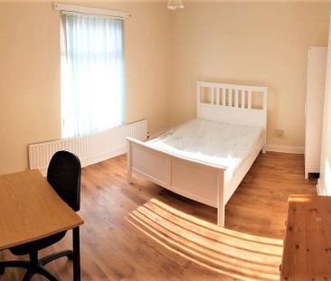 3 bedroom semi-detached house to rent - Photo 4