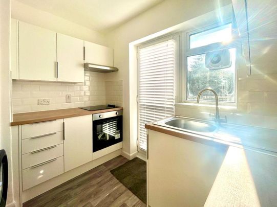 2 bedroom maisonette to rent - Photo 1