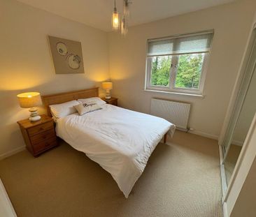 2 bedroom flat to rent - Photo 6