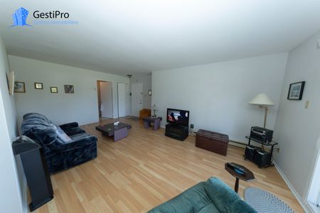 3640 Blain - Photo 3
