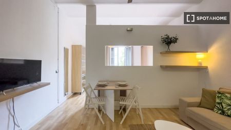 barcelona, Catalonia 08013 - Foto 5