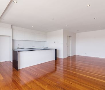 Modern Elegance in Yarralumla - Photo 1