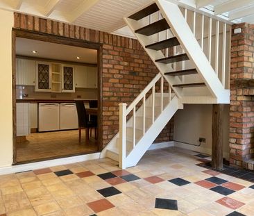 22 Arthur Street, Hillsborough, BT26 6AP - Photo 4
