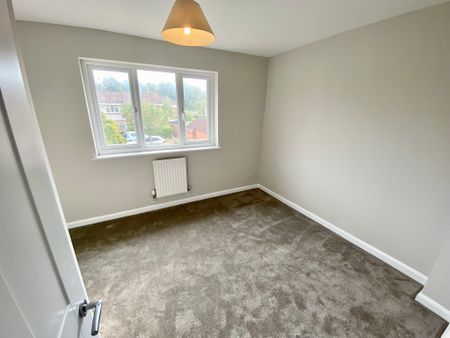 2 Bedroom - Photo 4