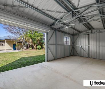 Cottage charm meets modern living - Photo 4