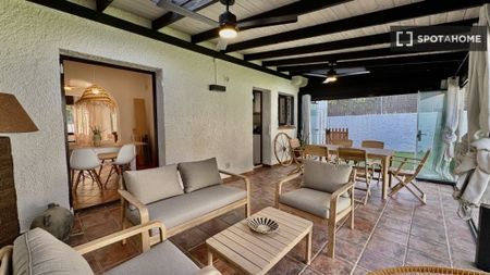 5 room luxury Apartment for rent in Sant Vicenç de Montalt, Spain - Photo 5