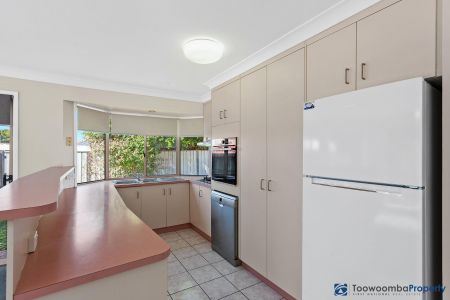 6/420 West Street, 4350, Kearneys Spring Qld - Photo 3